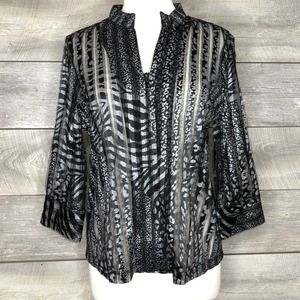 Chico's Travelers Size 1 Black Zip Front